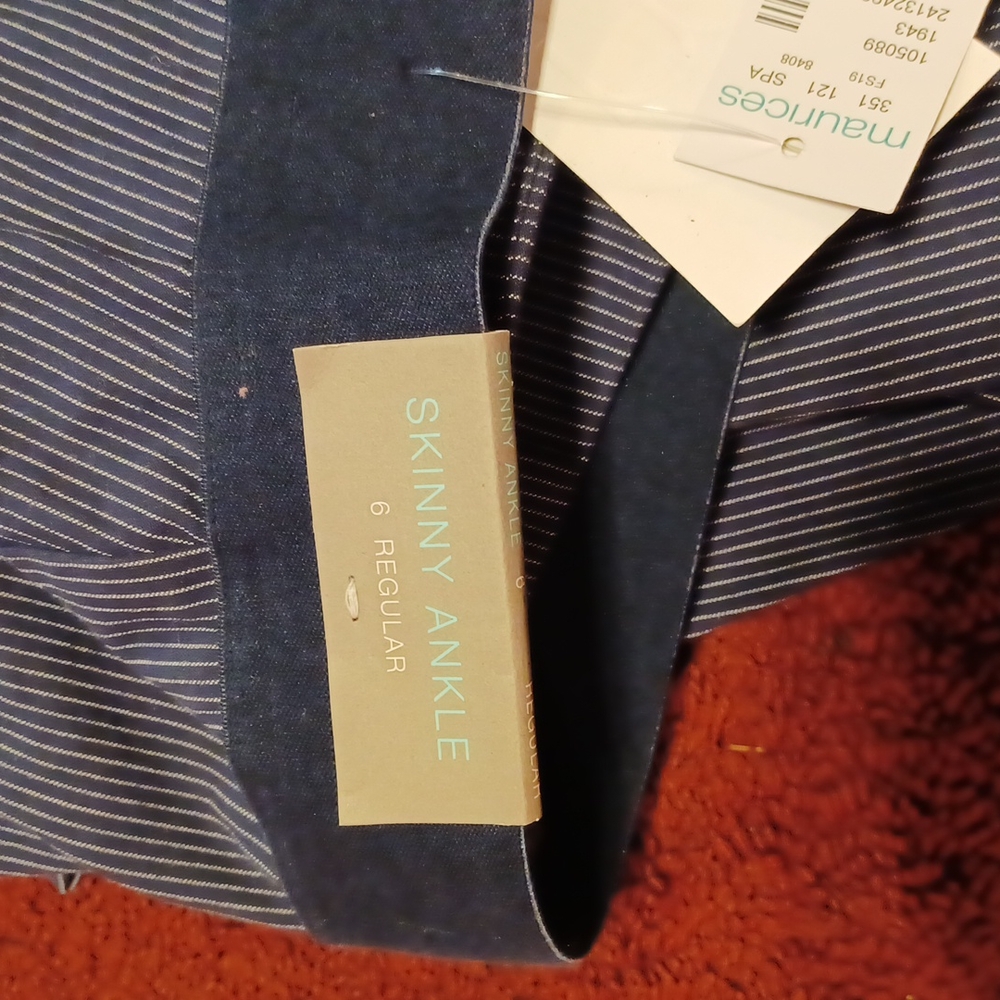 Pants - Picture 2 of 4